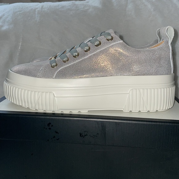 NWT J/SLIDES WEST Bronze Metallic Leather Sneaker - Picture 10 of 15